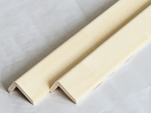 Уголок липа 25х25х2100 сорт А  1