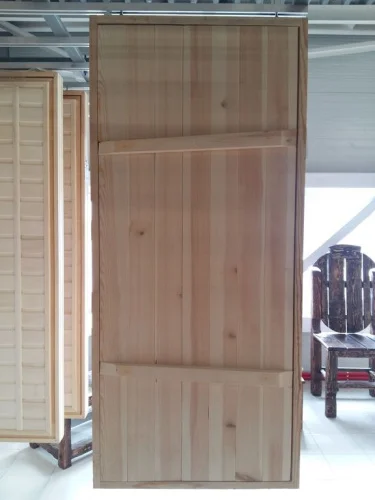 Дверной блок ДГ (сосна) 90х800х1900 с сучком  1