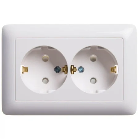 Розетка 2-м СП Хит 16А 250В без защ. шторок с заземл. бел. SchE RS16-236-B Розетка 2-м СП Хит 16А 250В без защ. шторок с заземл. бел. SchE RS16-236-B